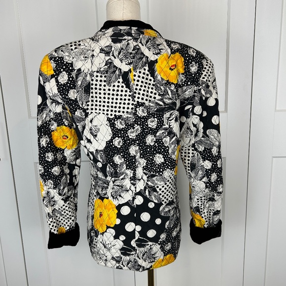 One of a Kind Silk Blazer - Picture 4 of 11